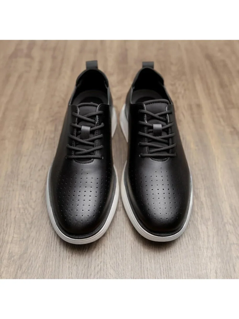 Bruno Marc Men's Black White Polyurethane Classic Casual Vibrant Fashion Sneaker